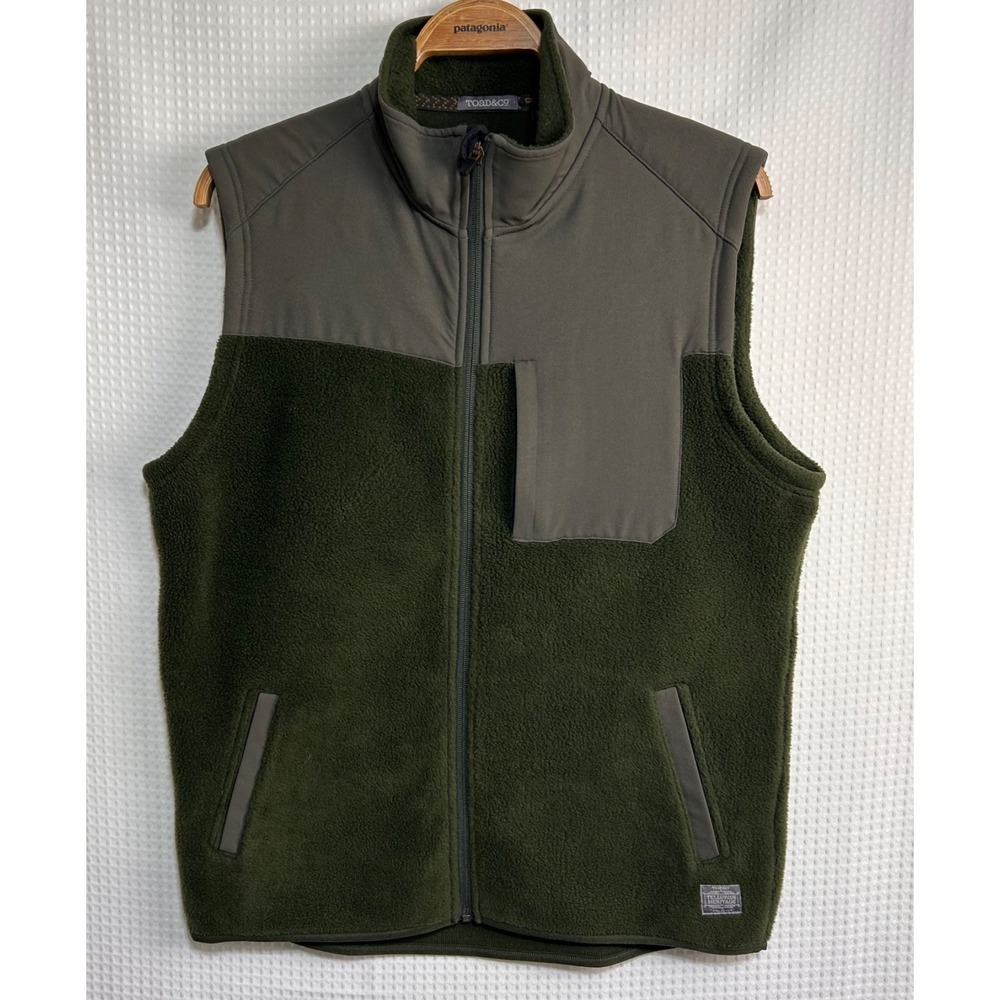 Toad & Co Brickland Fleece Vest Men's size M Green Zip Camping Outdoor Jacket b2